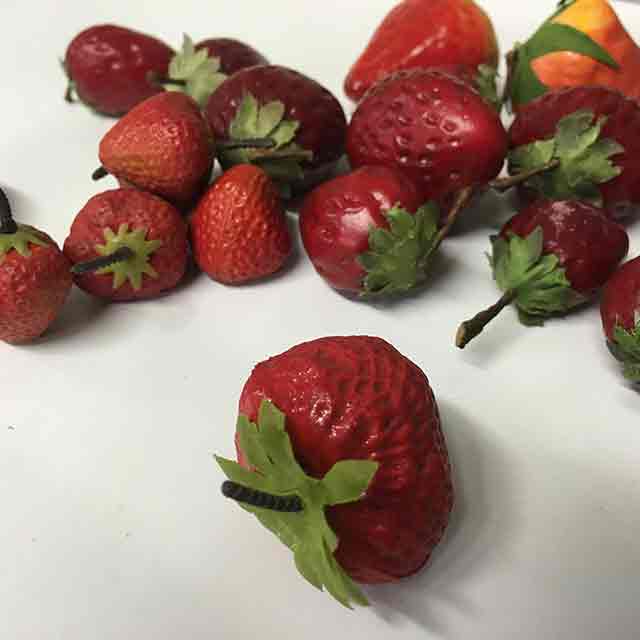 FRUIT, Artificial - Strawberry (Price Per Punnet)